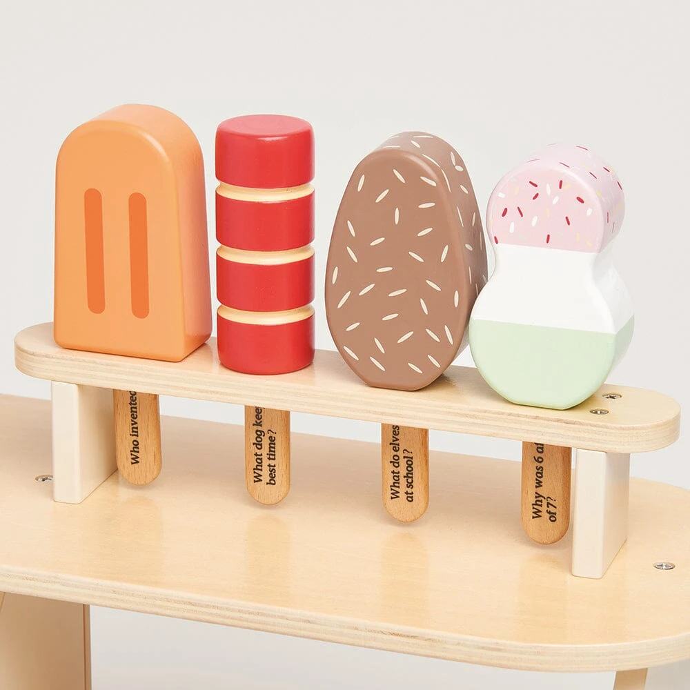 Lolly & Scoop Wooden Ice Cream Shop 6 Lolly & Scoop Wooden Ice Cream Shop - Image 4
