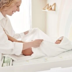 Little Wren Cot Top Changer -Great Little Trading Co l5119 4