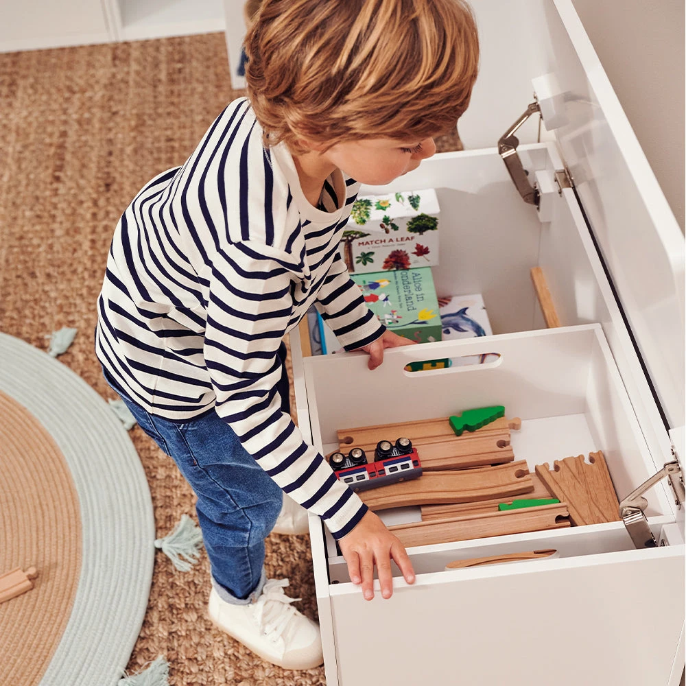 Slide & Store Big Wooden Toy Box, White 5 Slide & Store Big Wooden Toy Box, White - Image 3