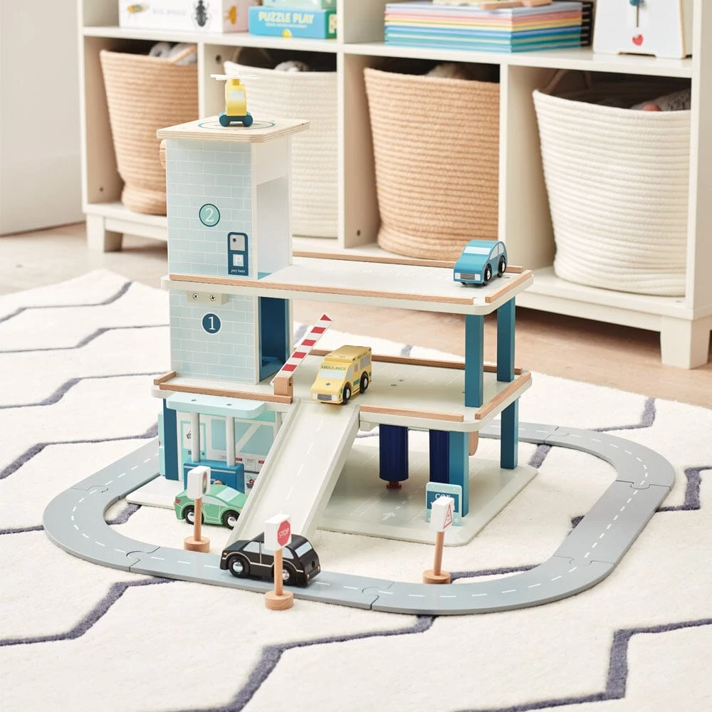 Wooden Toy Garage With Track 4 Wooden Toy Garage With Track - Image 2