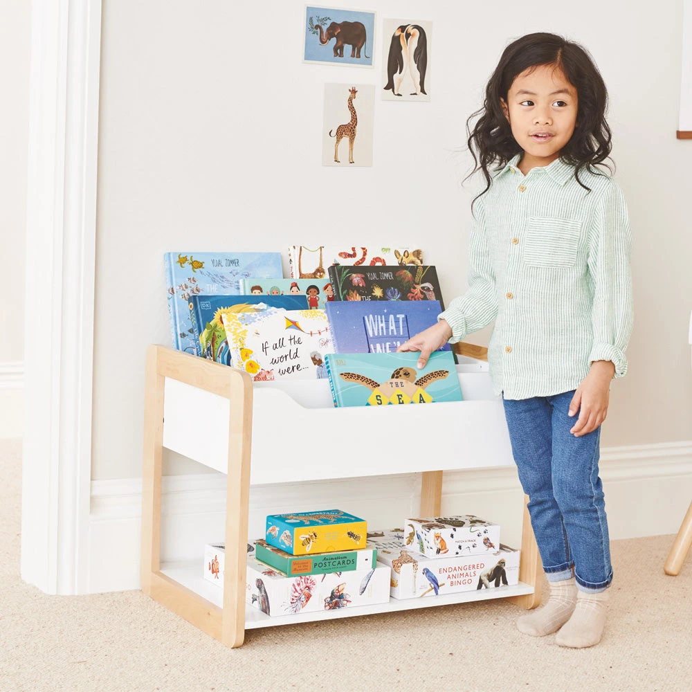 Beanstalk Toddler Front-Facing Bookcase In White 4 Beanstalk Toddler Front-Facing Bookcase In White - Image 2