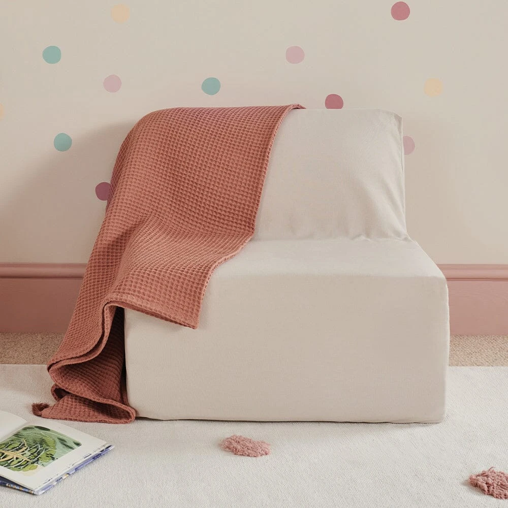 Sleepover Chair, Natural 3 Sleepover Chair, Natural